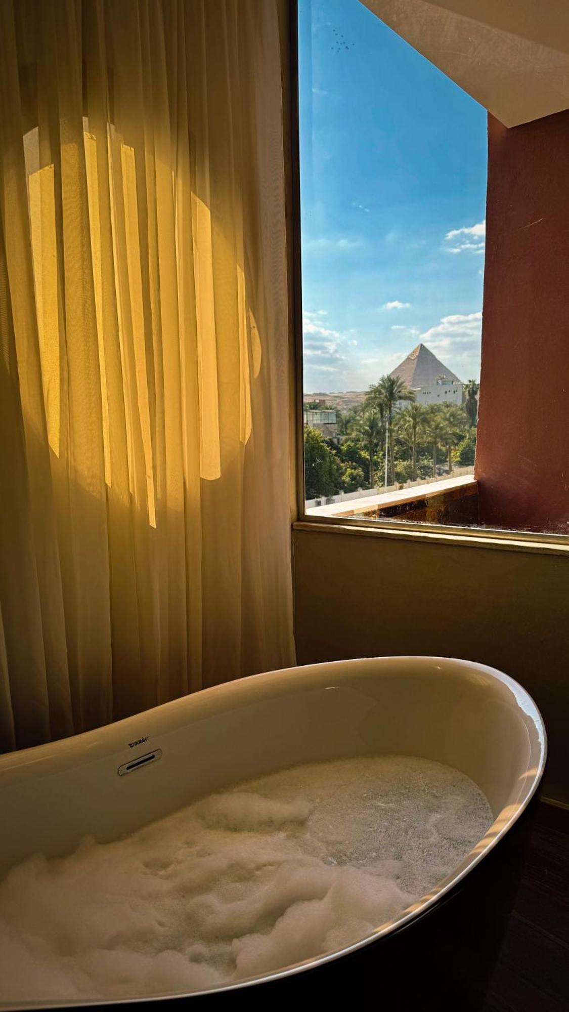 Almas Pyramids Hotel Kafret el-Gabal Exterior photo