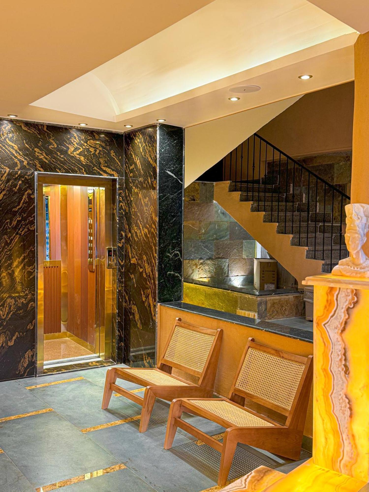 Almas Pyramids Hotel Kafret el-Gabal Exterior photo