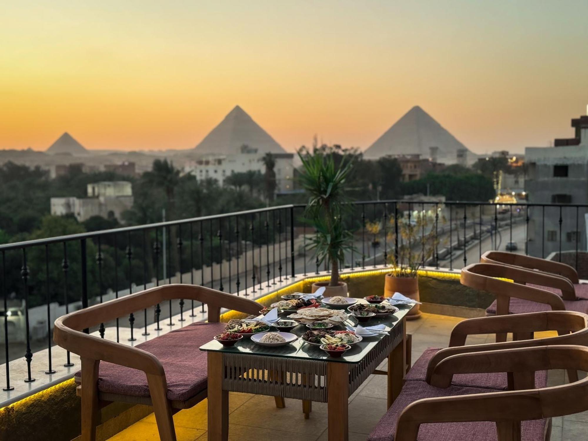 Almas Pyramids Hotel Kafret el-Gabal Exterior photo